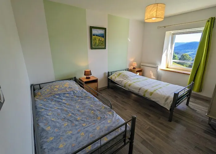 Familial A Avec Wifi Et Parking - Fr-1-589-84 아파트 코르니몽